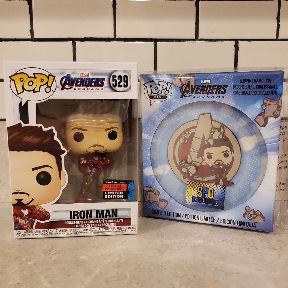 Funko Pop and Pin Set Marvel Avengers End Game